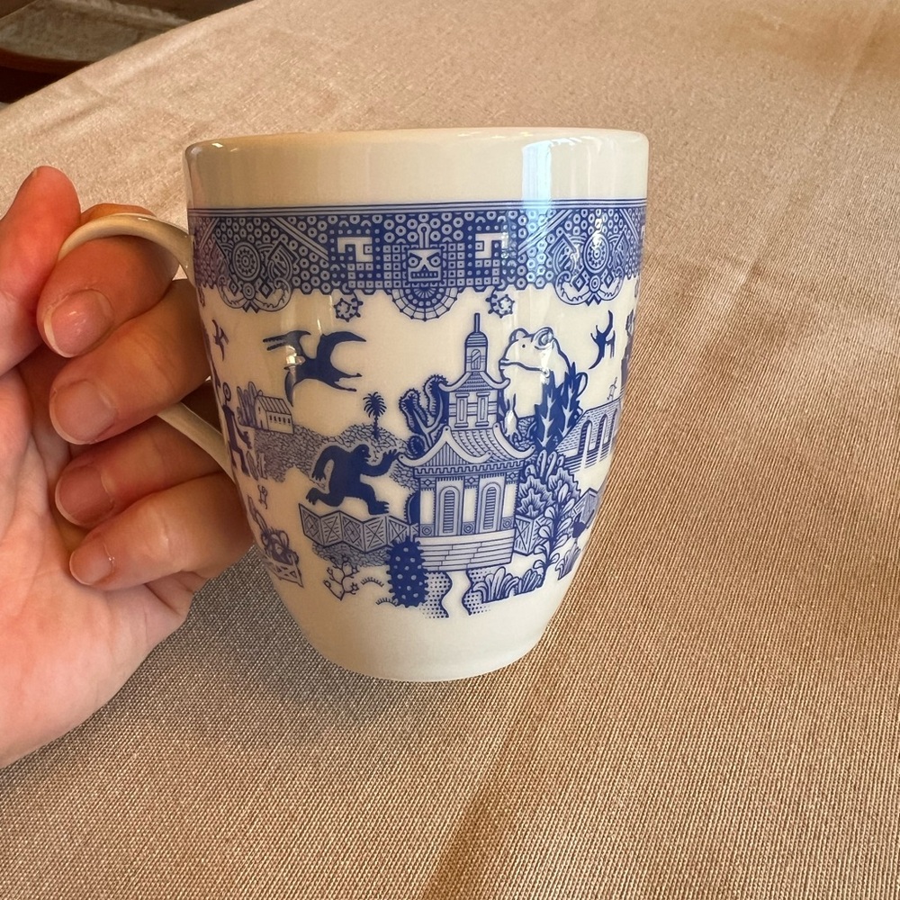 Beautiful Blue and White Calamityware Mug EXCELLENT Condition